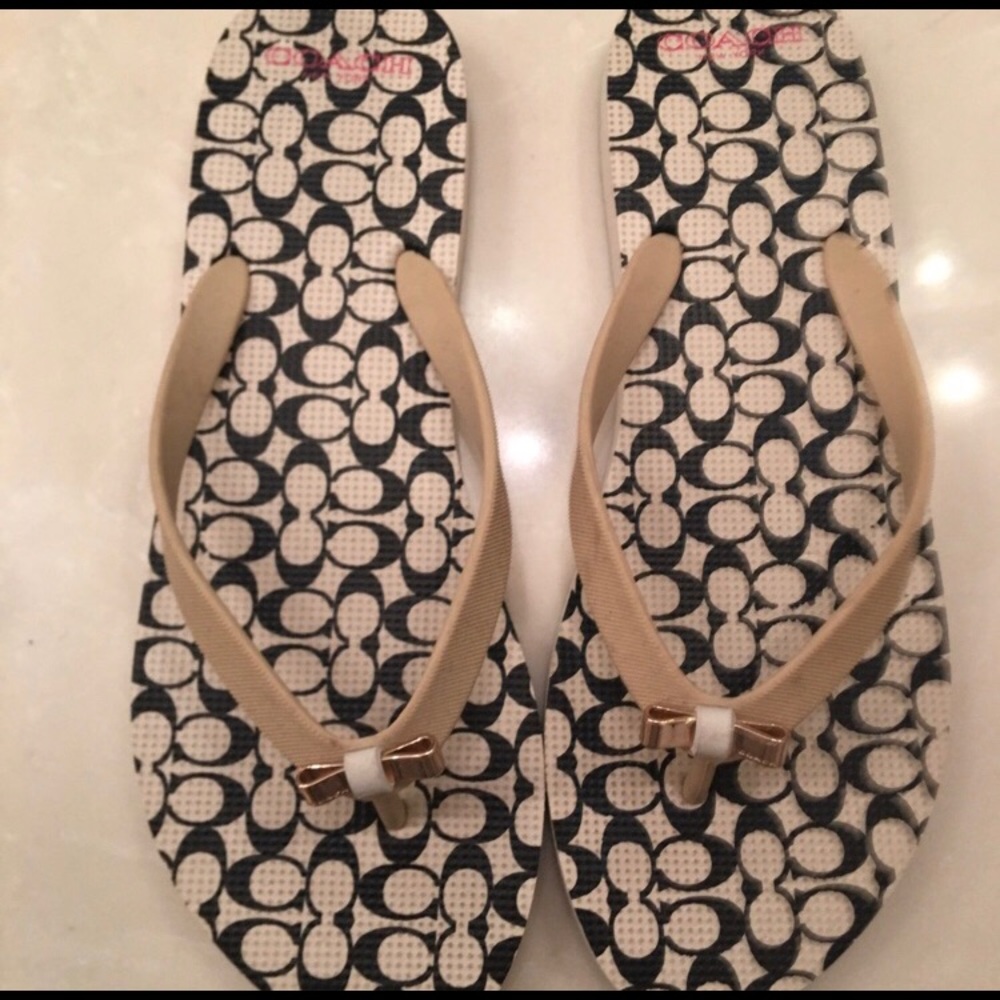 Coach flip flops
